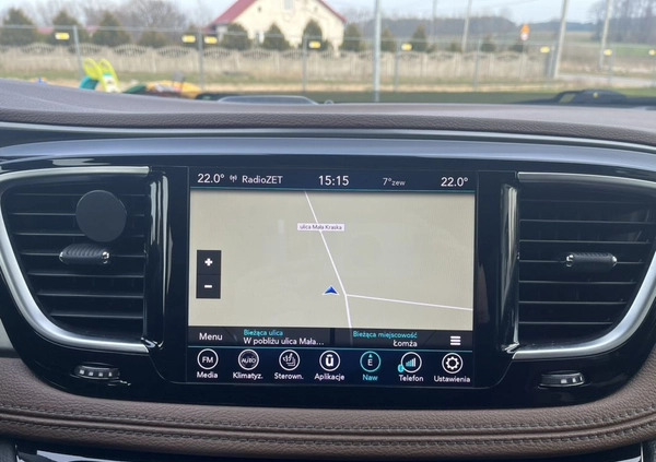 Chrysler Pacifica cena 134900 przebieg: 121000, rok produkcji 2018 z Łomża małe 466
